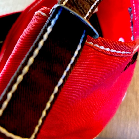 Sold - Picture 6 of 7